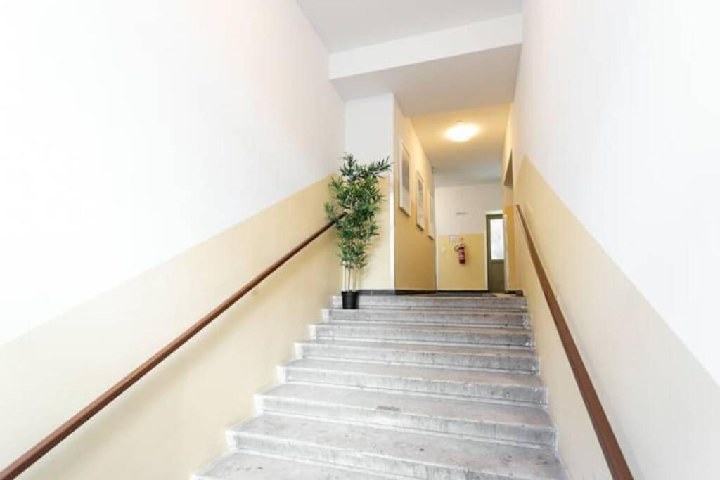 Penthouse With Amazing Terrace L Lf42 Apartment Vienna Exterior photo